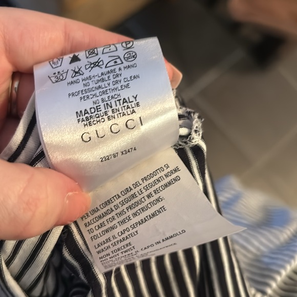 Gucci Women’s Fitted Blue and White Striped T-shirt - Picture 12 of 13